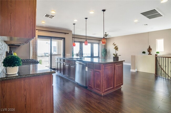 Foto del edificio - 2000 Solvang Mill Dr