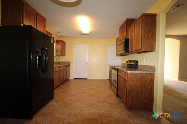 Building Photo - 3003 Tarrant County Dr