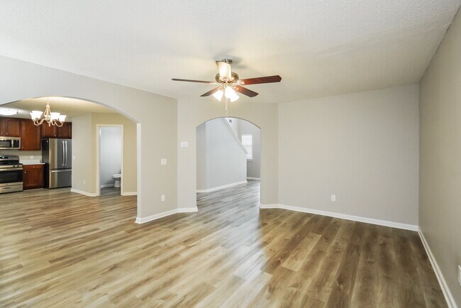 Foto del edificio - 40 Stone Ridge Way