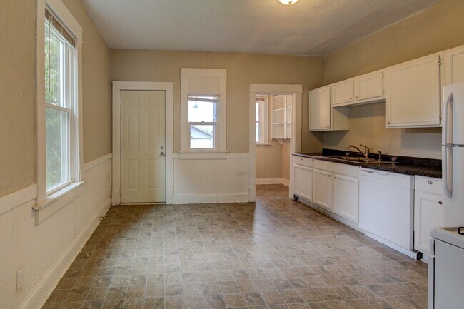 Foto del edificio - SL AAC1228