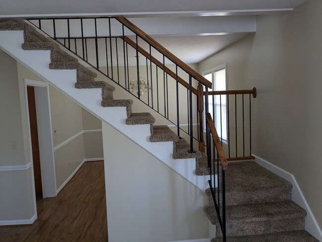 Foto del edificio - 306 Garren Ln