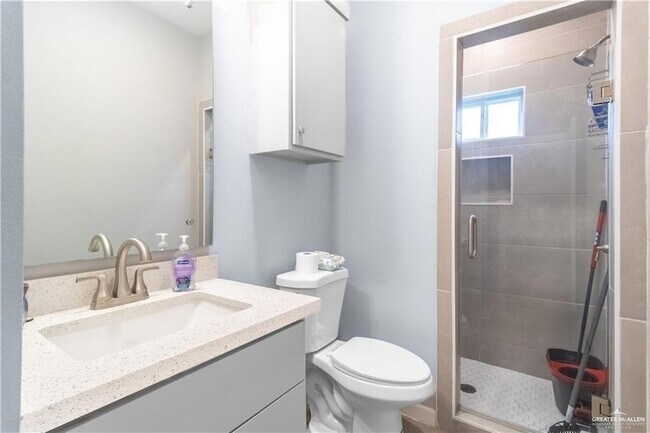 Foto del edificio - 3204 S Colt Ln