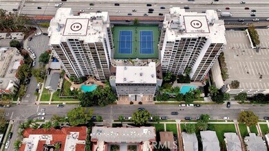 Building Photo - 343 Pioneer Dr