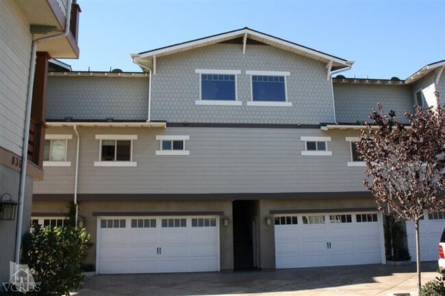 Building Photo - 828 E Thompson Blvd