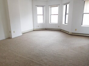 Building Photo - 63 S Huntington Ave