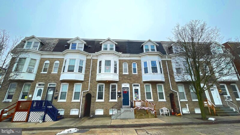 Primary Photo - 626 Chestnut St