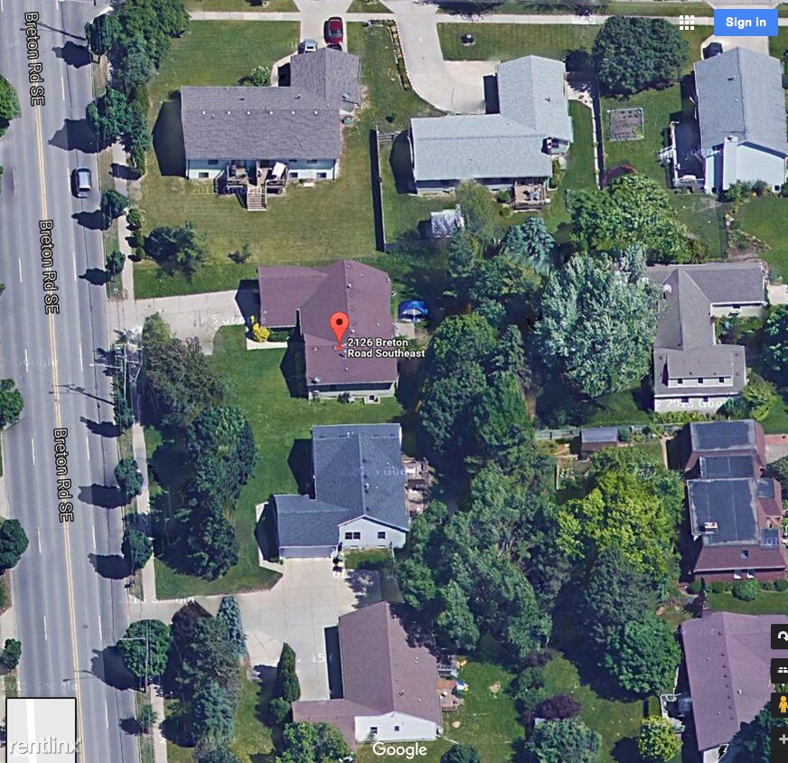 Primary Photo - 3 br, 2 bath Duplex - 2126 Breton Rd SE 21...