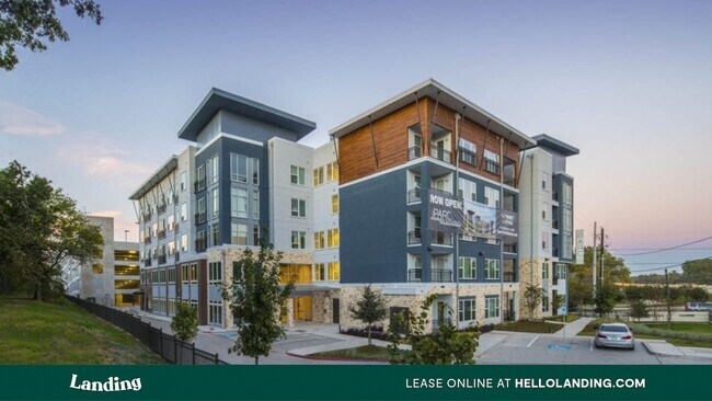 Foto del edificio - 7545 E NW Hwy