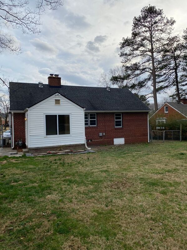 Building Photo - 8608 Weldon Dr