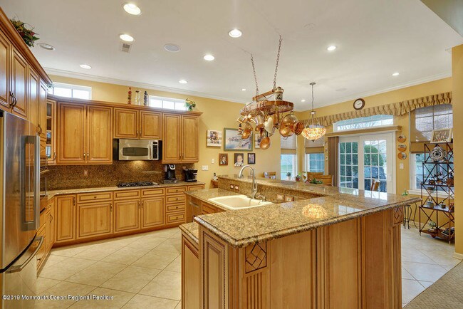 Foto del edificio - 106 Kings Mill Rd