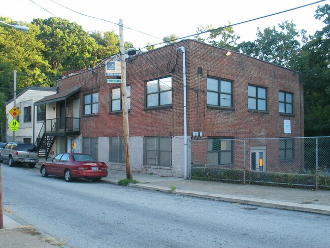 Foto del edificio - 200 Krams Ave