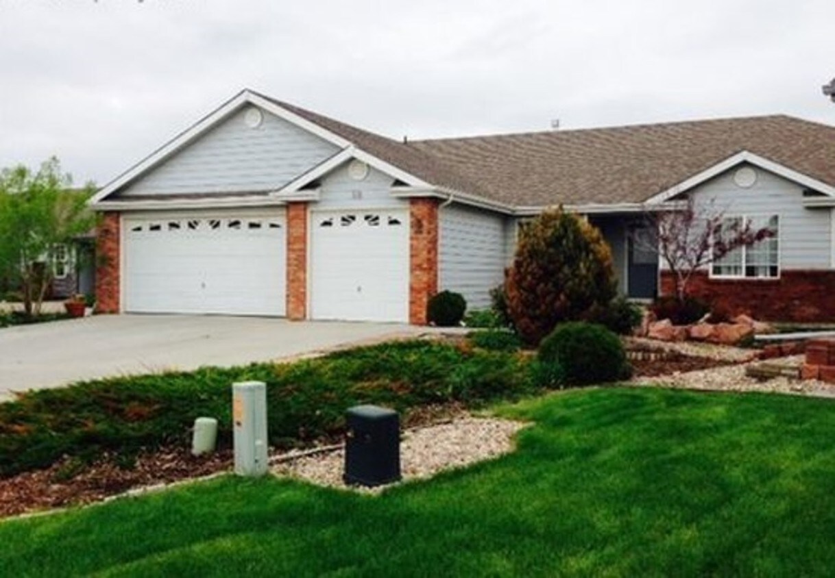 Sandstone House for Rent in Johnstown, CO