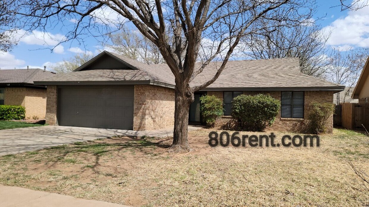 Foto principal - 3/2/2 in Frenship with a Sunroom
