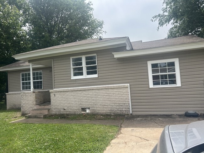 Photo - 1214 NW 81st St House