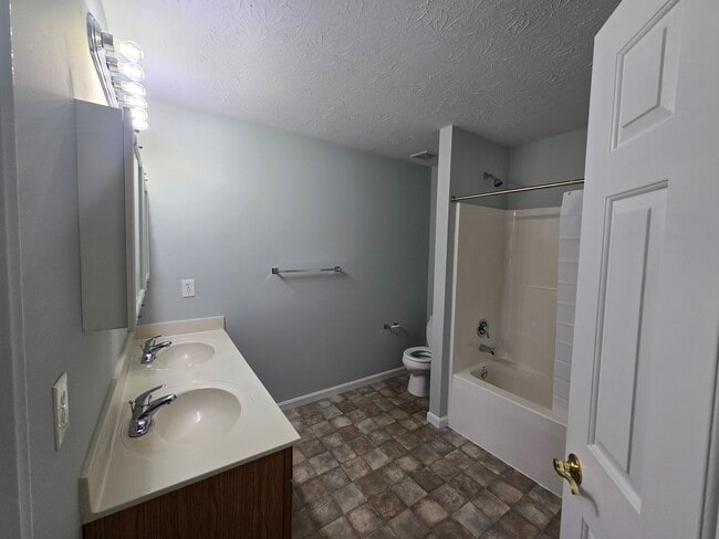 Building Photo - 94 Old Stephenson Mill Rd