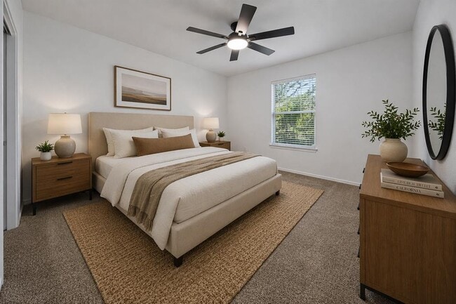 Foto del edificio - 4501 Whispering Valley Dr