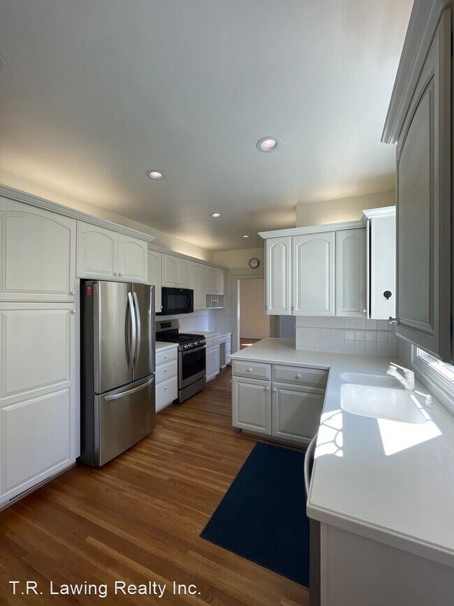 Foto del edificio - 3 br, 1.5 bath House - 1544 Providence Drive