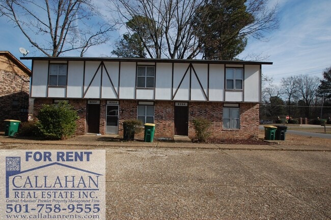 Building Photo - 8204 Woodview Dr E