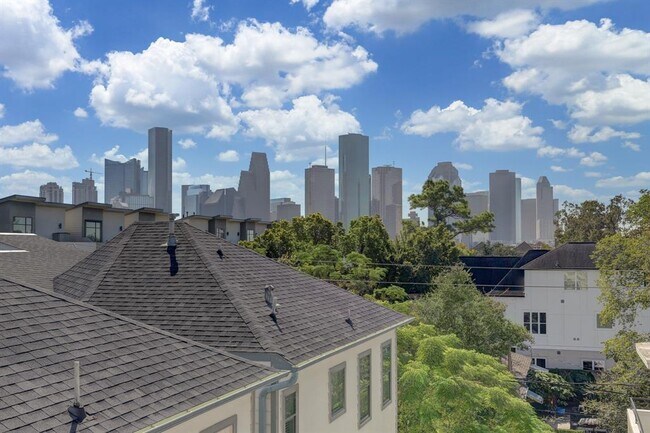 Foto del edificio - 1604 Crockett St