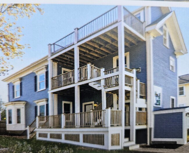 Photo - 206 Winthrop St (Medford, MA) Townhome