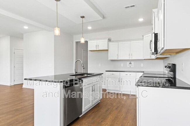 Building Photo - 2612 Rafiki Dr