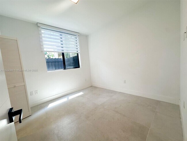 Foto del edificio - 1547 NW 2nd St