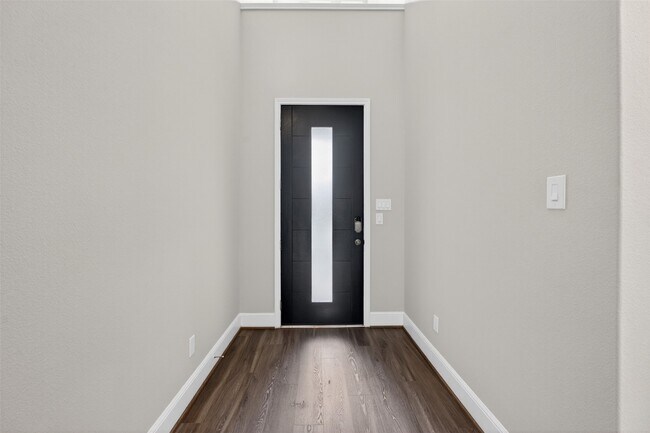 Building Photo - 3123 Lantana Trl