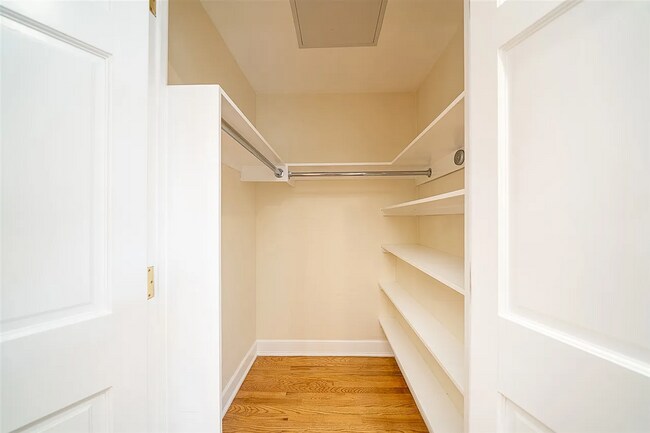 Foto del edificio - 116 Garden St