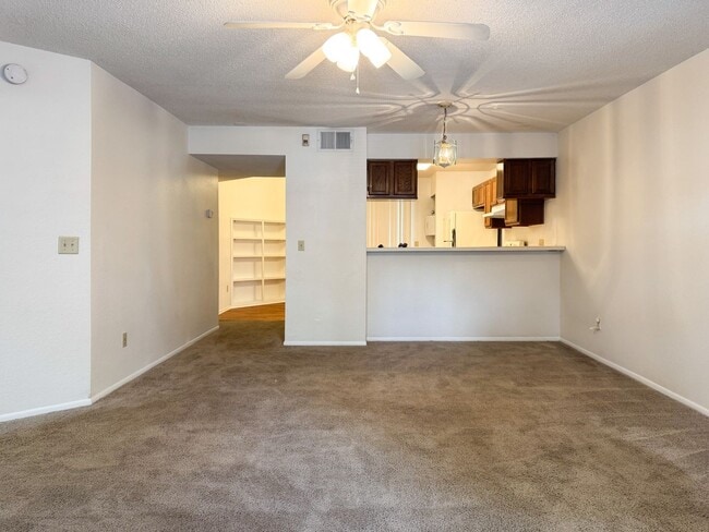 Photo - Manors of Bryn Mawr 2 Bed 2 Bath Condo AVAILABLE NOW!