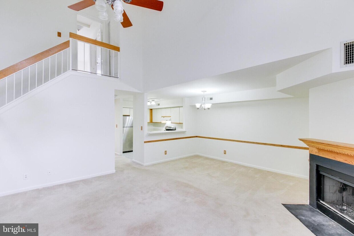 Primary Photo - 5814 Orchard Hill Ln