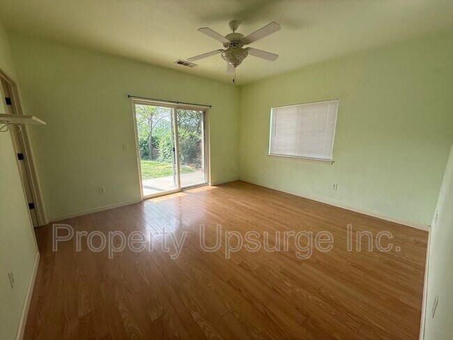 Foto del edificio - 21967 Klamath River Pl