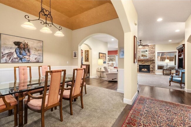 Foto del edificio - 3068 E Shadoweagle Dr