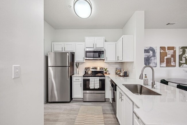 Building Photo - Halston Shiloh Valley Apartments