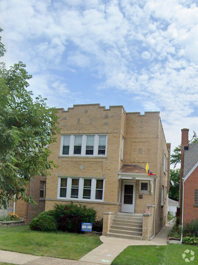 Building Photo - 4941 N Menard Ave