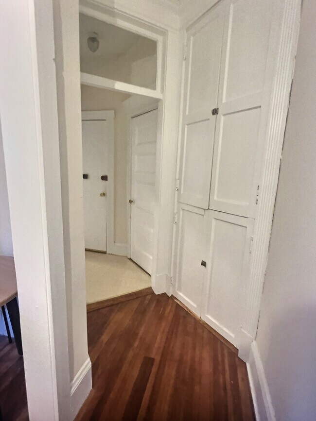 Foto del edificio - 1378 Beacon St