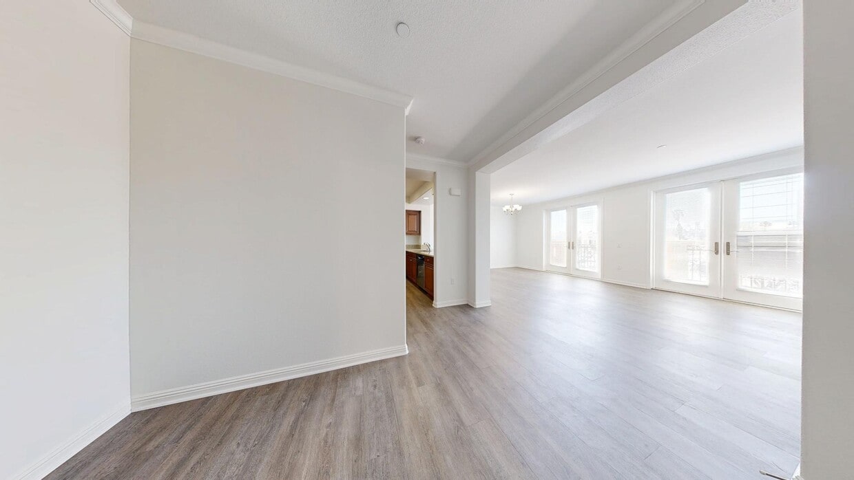 Photo - Raincross Promenade Apartments