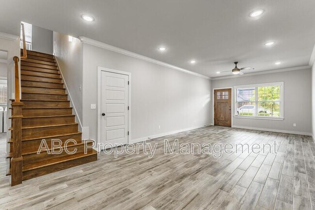 Foto del edificio - 3305 SW Hillstone Ave