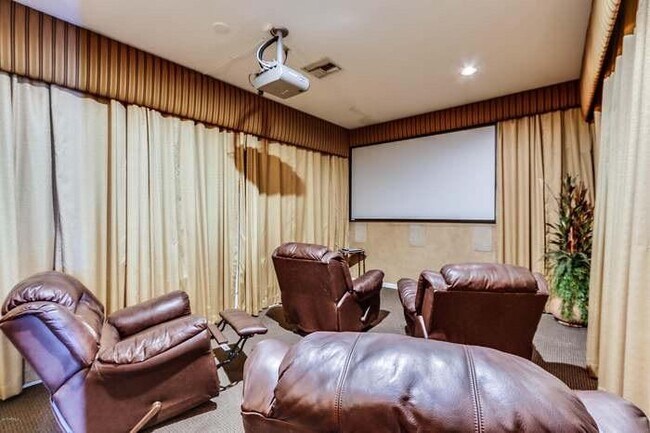 Foto del edificio - 11375 E Sahuaro Dr