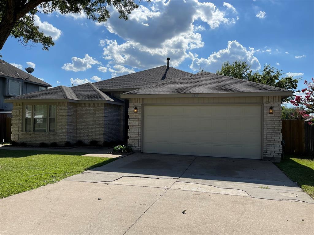 Primary Photo - 4325 Fairmont Dr