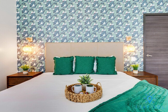 Building Photo - 777 N Ocean Dr