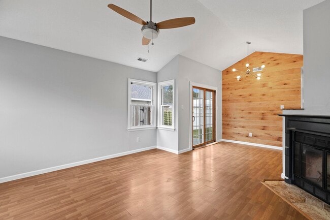 Building Photo - 103 Basswood Ct