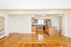 Building Photo - 39 Falkland St