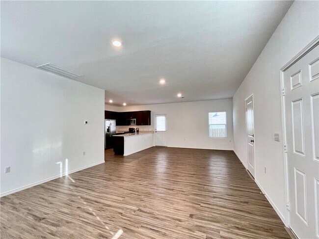 Foto del edificio - 2408 Nightview Dr