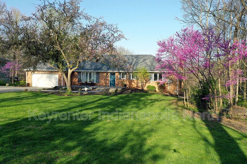 Foto principal - 10120 Spring Mill Rd