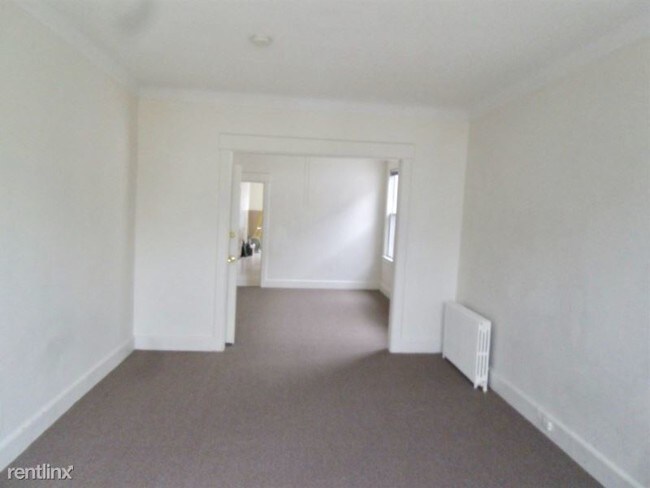 Foto del edificio - 3 br, 1 bath Apartment - 174 W 9th ST FL.2
