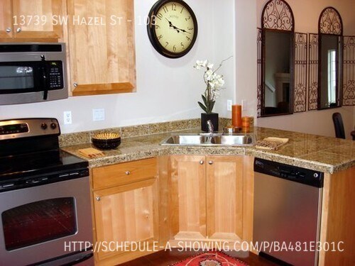Building Photo - 3BDRM 2.5BTH Menlo Gardens Condo built in ...