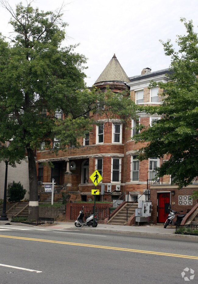Foto principal - 225 Florida Ave NW