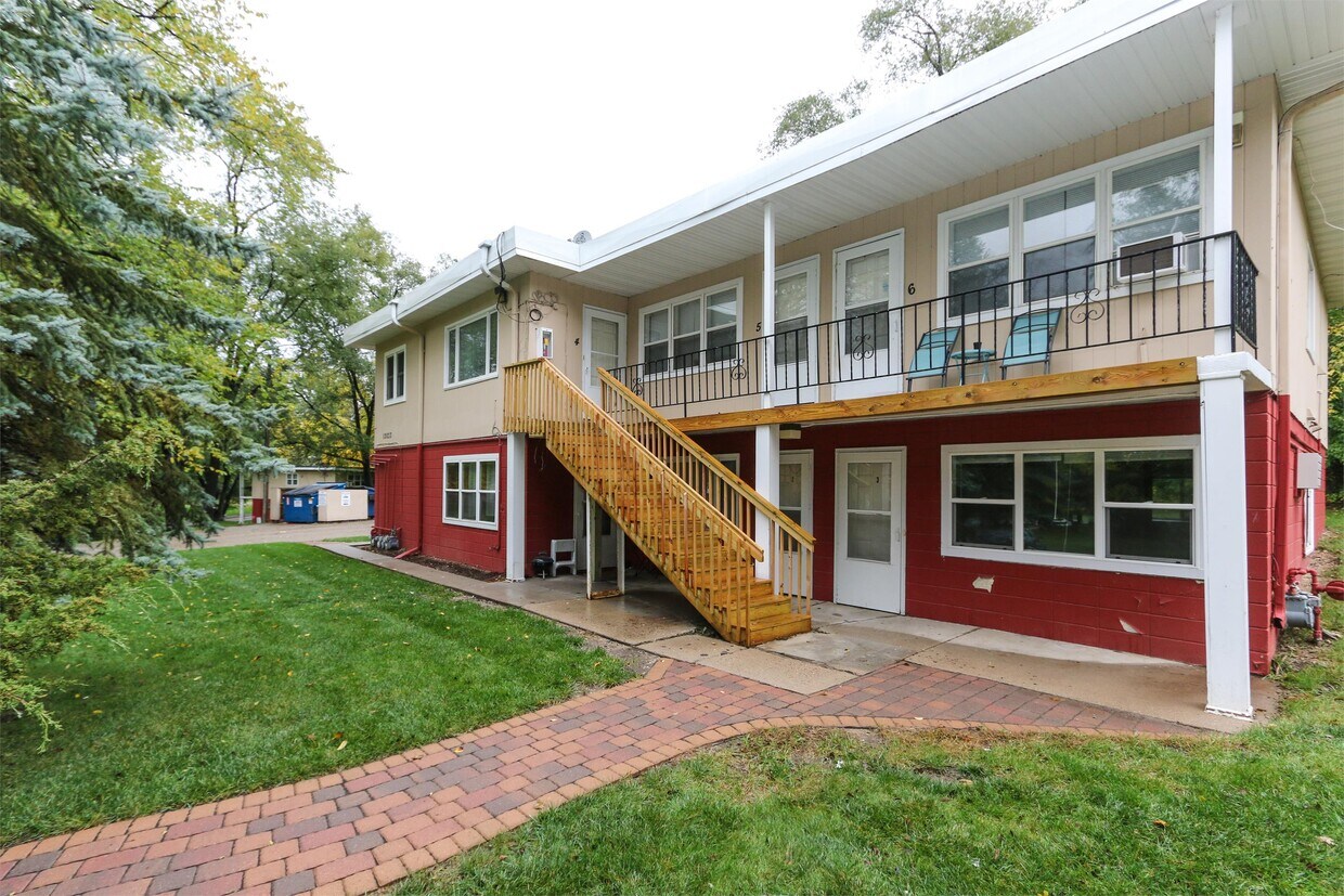 Primary Photo - 12833 Briar Ct