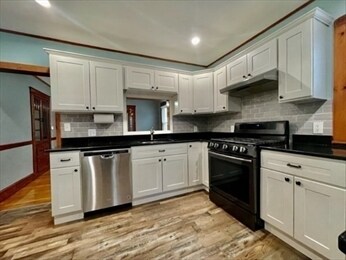 Building Photo - 36 Glenrose Rd