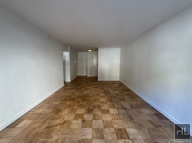 Foto del edificio - EAST 36 STREET